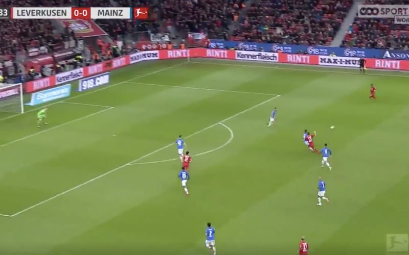 En dan besluit Bailey om dit te doen bij Leverkusen (Video)