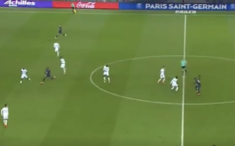 Neymar schakelt vijf (!) tegenstanders uit (Video)