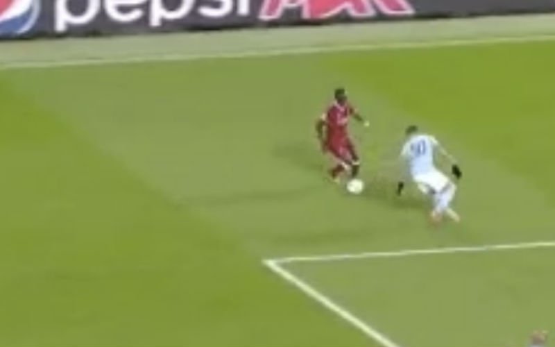 Sadio Mane maakt einde aan carrière van Otamendi (Video)