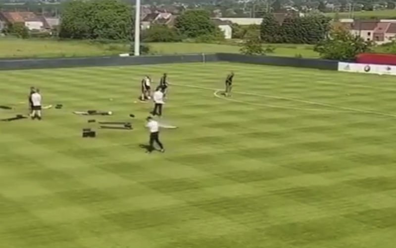 En dan doen Kompany en De Bruyne plots dit op training (Video)