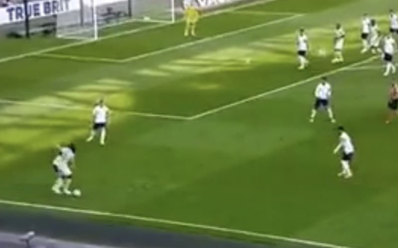 Victor Moses maakt een einde aan carrière van Harry Kane (Video)