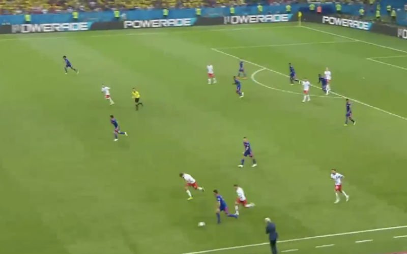 Deze geniale assist van James Rodriguez gaat de wereld rond (Video)