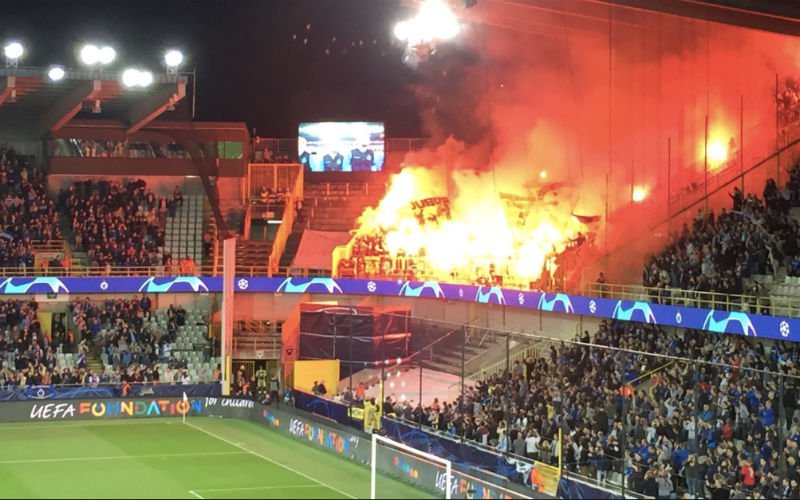 Dortmund-fans zorgen voor indrukwekkende Pyro