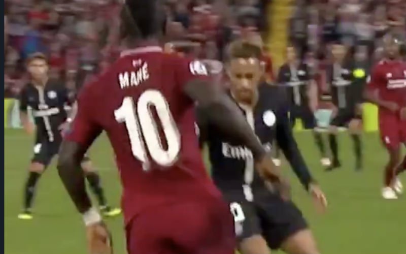 Sadio Mane beëindigt carrière van Neymar (VIDEO)