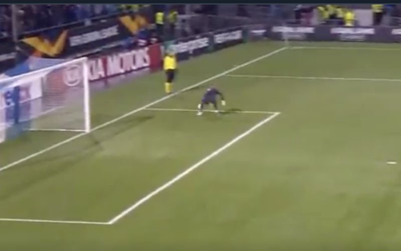 Loris Karius maakt zich weer maar eens belachelijk (VIDEO)