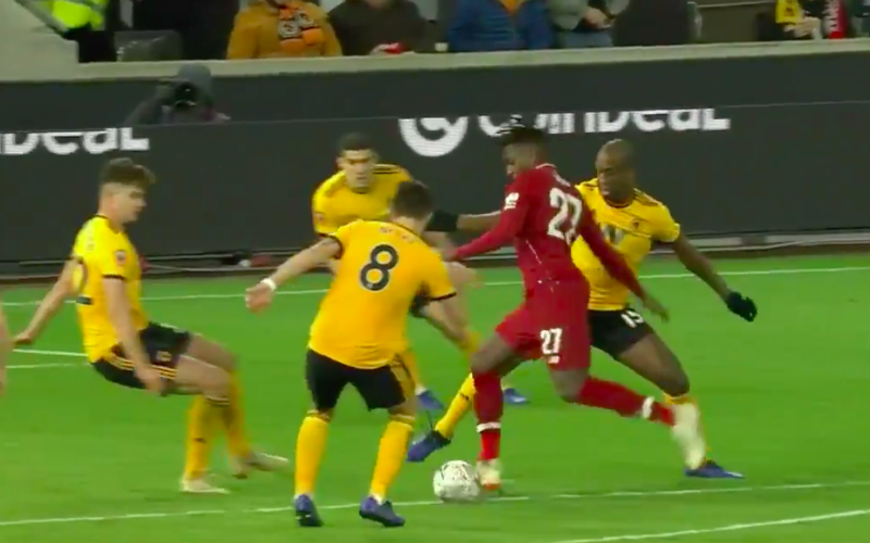 Origi scoort... en dat ziet er pijnlijk uit voor Dendoncker (VIDEO)