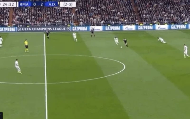 Frenkie de Jong maakt einde aan carrière van Luka Modric (VIDEO)