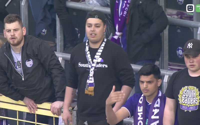 Anderlecht-fans komen zwaar in opstand en breken stadion bijna af