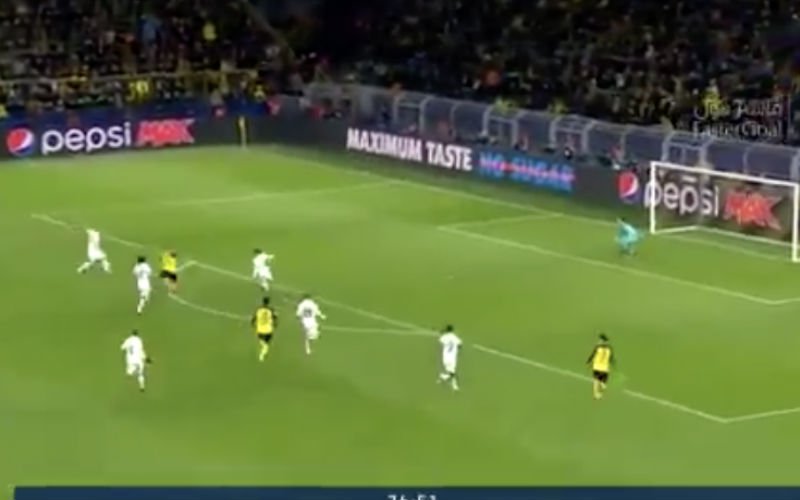 Ongelooflijk: Haaland scoort wereldgoal in Champions League (VIDEO)