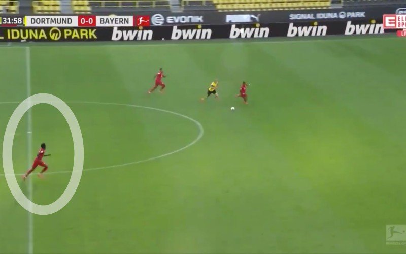 De snelheid van Alphonso Davies is werkelijk ongelofelijk (VIDEO)