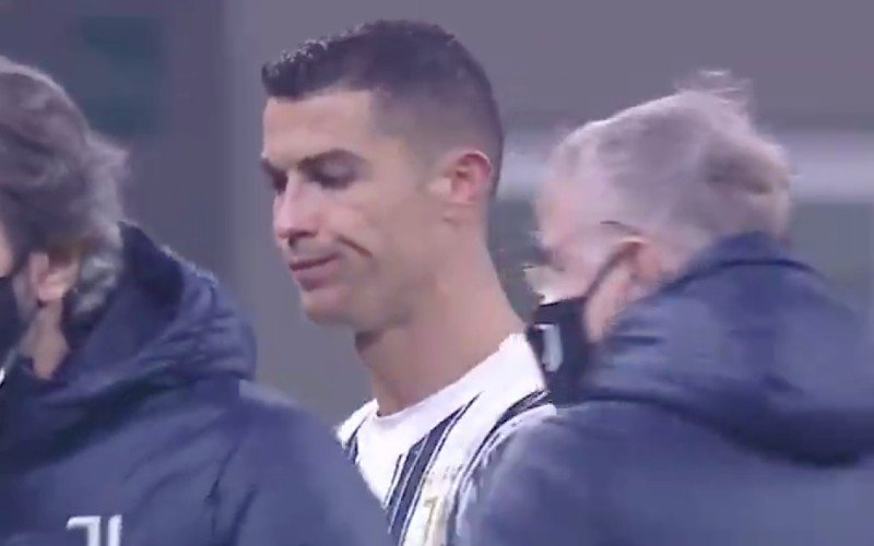 Beelden van Cristiano Ronaldo gaan hele wereld rond: “Wat een clown” (VIDEO)