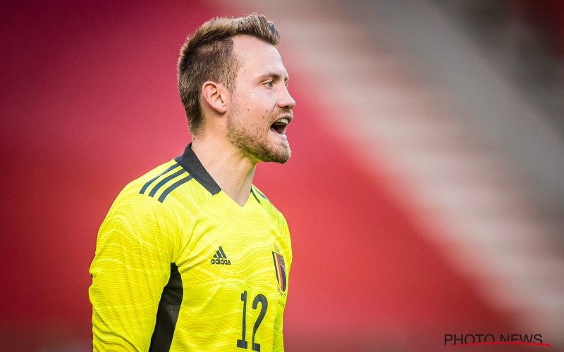 Mignolet valt uit de toon bij Rode Duivels: “Hij heeft het niet goed door”