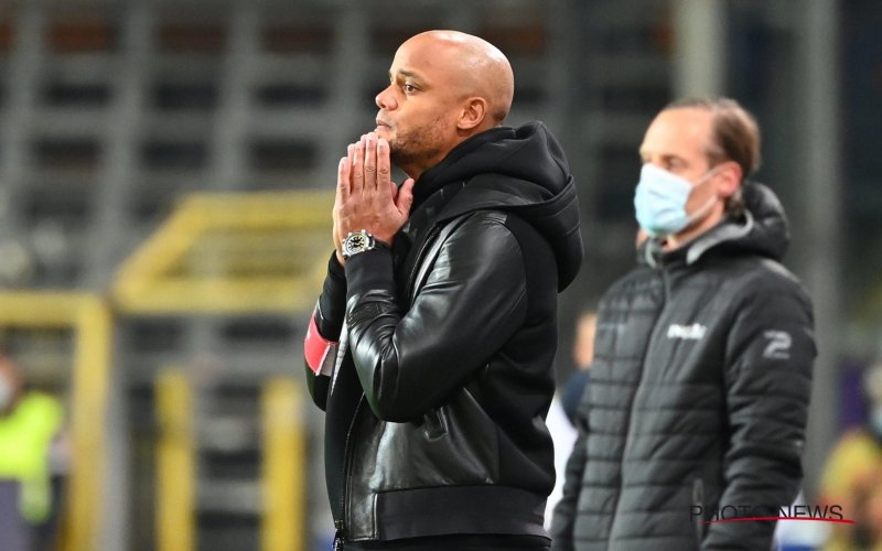 'Club Brugge brengt miljoenenbod uit op basisspeler, Kompany furieus'