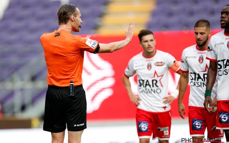 VAR gaat gruwelijk de mist in tijdens Anderlecht-Moeskroen: 