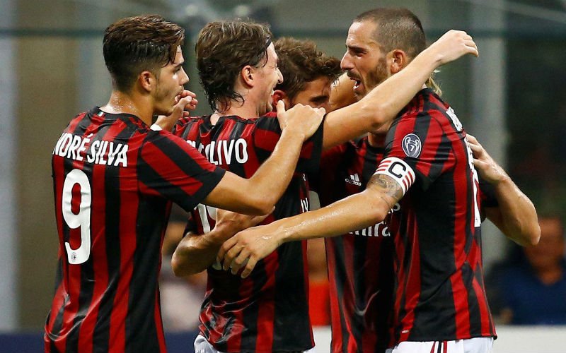 AC Milan zo goed als zeker van kwalificatie, Ajax in de problemen