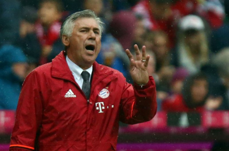 Carlo Ancelotti deelt sneer uit aan Real Madrid-voorzitter