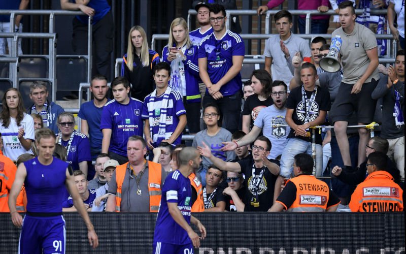 Ex-speler Anderlecht moet onder het mes na pijnlijke blessure