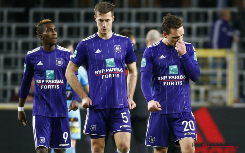 Anderlecht-speler aangepakt door eigen 'fans': 