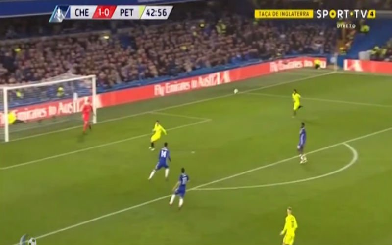 Batshuayi scoort meteen mooi doelpunt bij eerste basisplaats sinds maanden (Video)