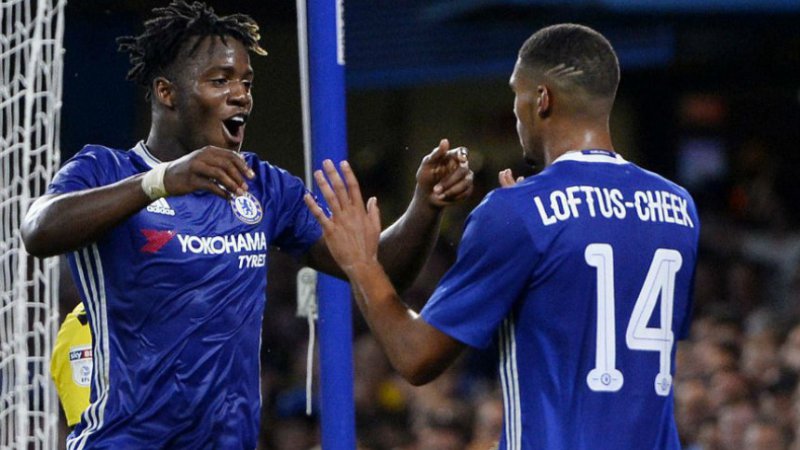 'Conte hakt knoop door over toekomst van Batshuayi bij Chelsea'