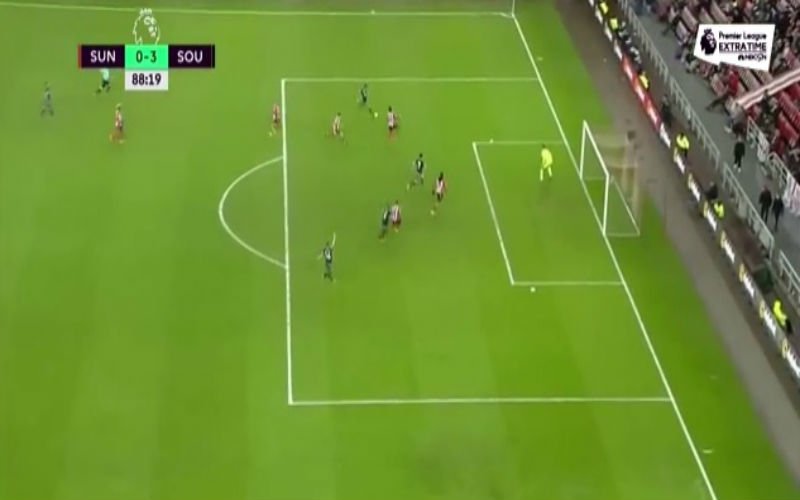 Jason Denayer scoort een pijnlijke own goal (Video)