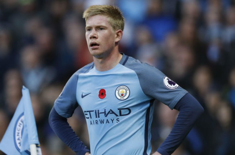 Guardiola zet De Bruyne op belachelijke positie