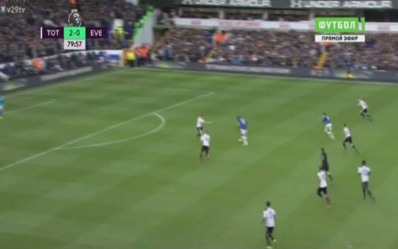 Lukaku maakt dankbaar gebruik van struikelende Vertonghen en scoort (Video)