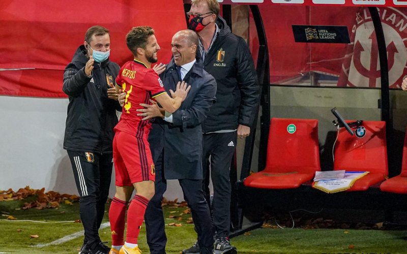 Martinez verklapt wat Mertens hem kwam vertellen na zijn doelpunt