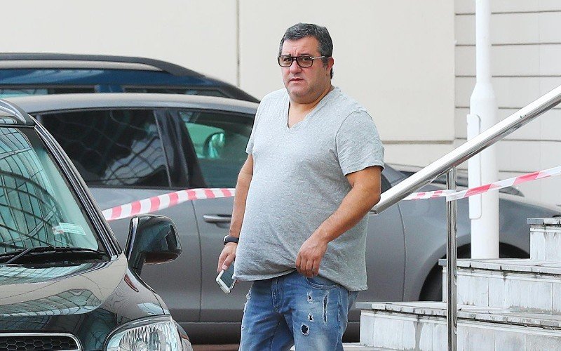 ‘Anderlecht gaat met supermakelaar Mino Raiola onderhandelen over transfer’