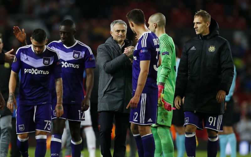 Dit zei Mourinho aan Dendoncker na Man United-Anderlecht