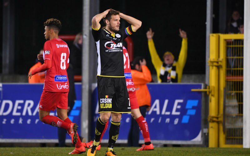 Lokeren op zucht van degradatie, Kortrijk vernedert Waasland-Beveren in doelpuntenkermis