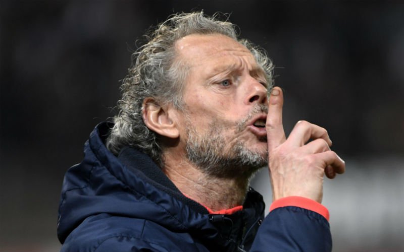 Jan Mulder verklapt waar Preud’homme volgend seizoen trainer is