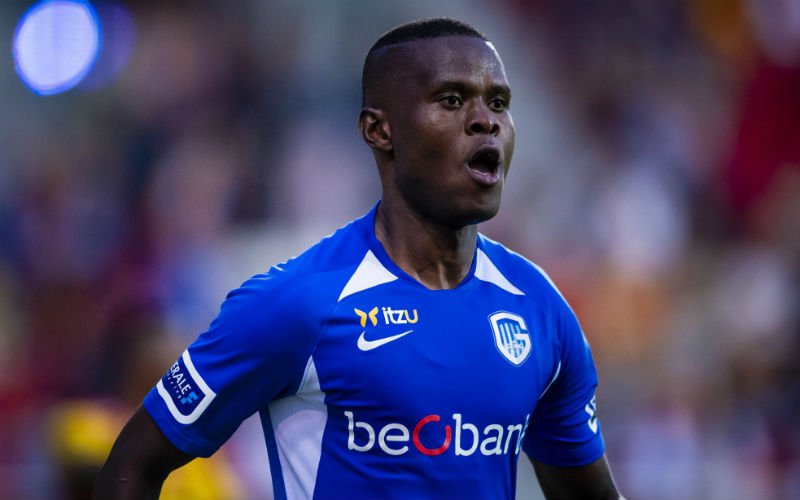 Transfermarkt LIVE: Samatta weg bij Genk, grote transfer bij Antwerp?