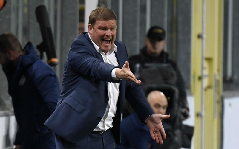 'Vanhaezebrouck zorgt voor enorme verrassing tegen STVV'