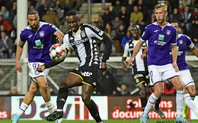 Anderlecht-fans halen uit naar topaankoop: 